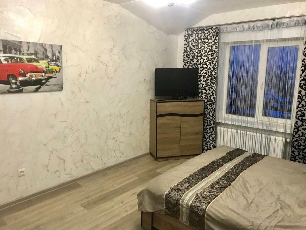 Апартаменти Економ İvano-Frankivsk Dış mekan fotoğraf